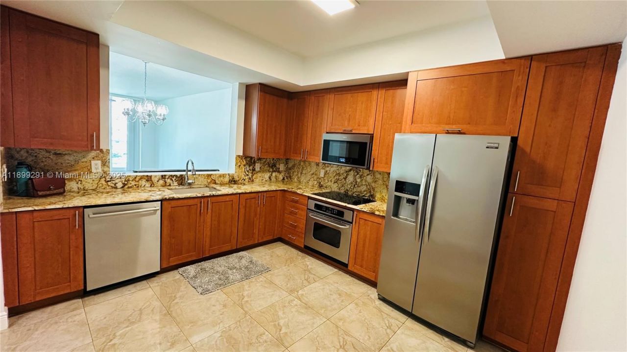 3340 NE 190th St, Unit 403, Aventura, FL 33180 Photo