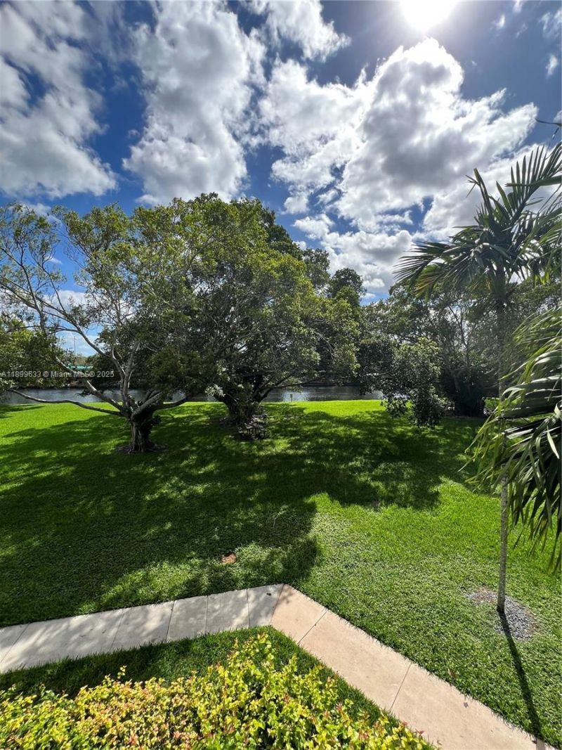 8335 SW 72nd Ave, Unit 212D, Miami, FL 33143 Photo