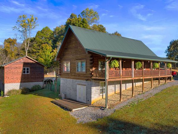 1730 Silver City Road, Whitesburg, TN 37891