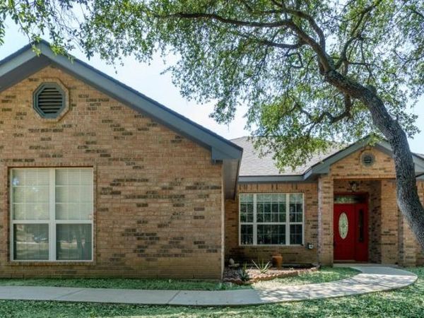 299 White Oak DR, Killeen, TX 76549