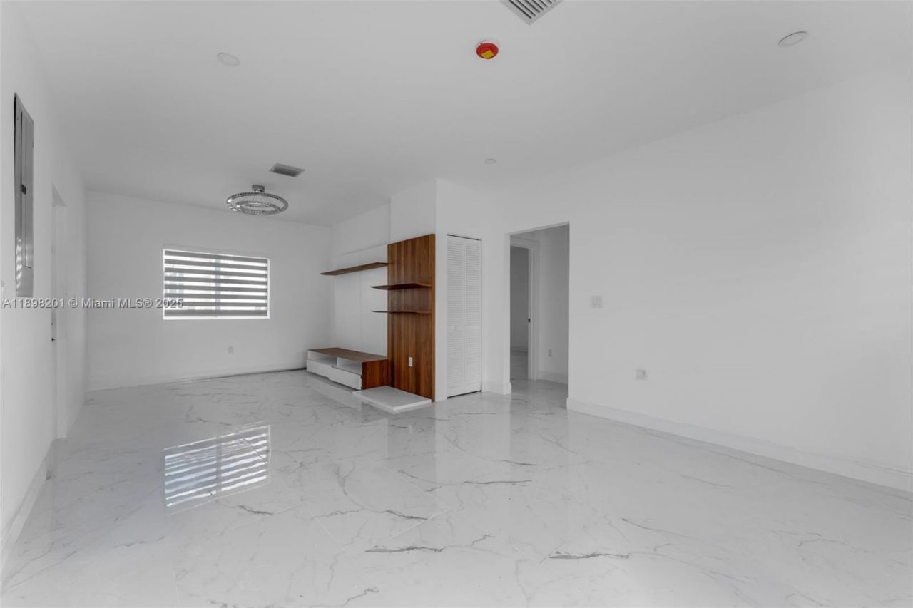 3840 SW 91st Ave, Miami, FL 33165 Photo