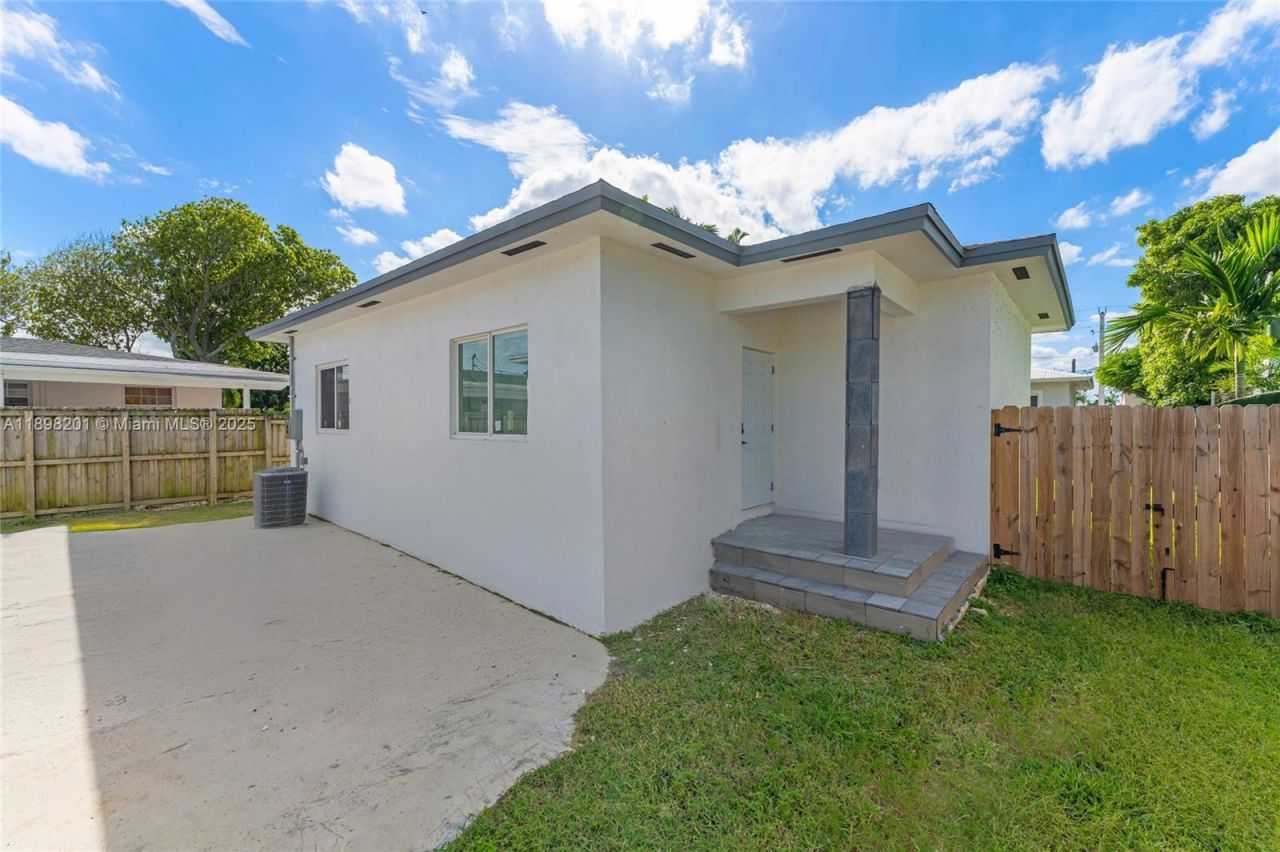 3840 SW 91st Ave, Miami, FL 33165 Photo