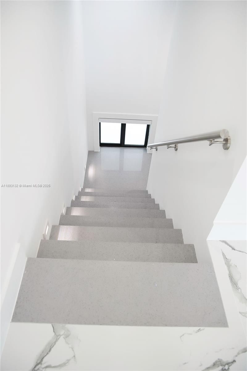 191 Fontaine Dr, Tavernier, FL 33070 Photo