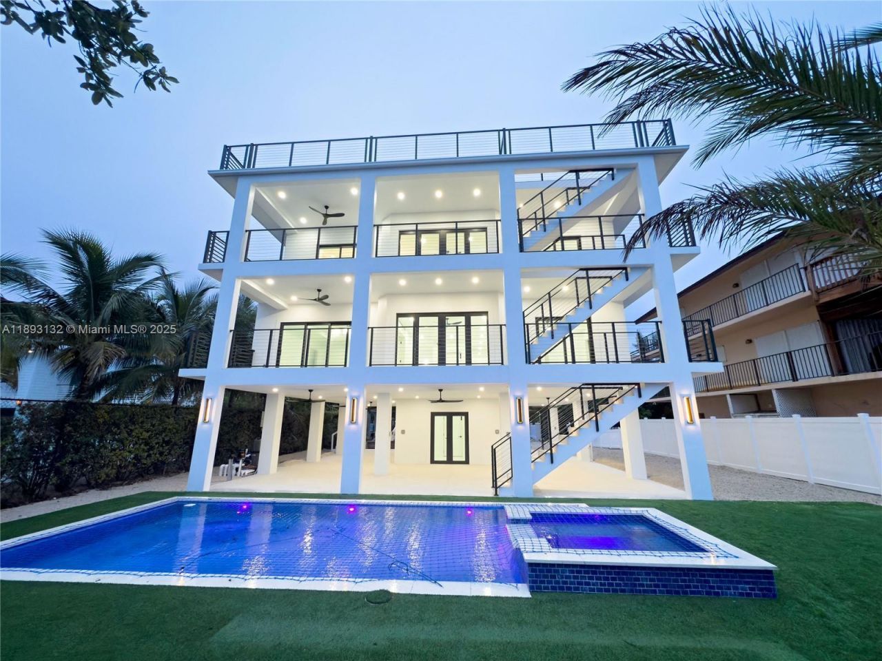 191 Fontaine Dr, Tavernier, FL 33070 Photo