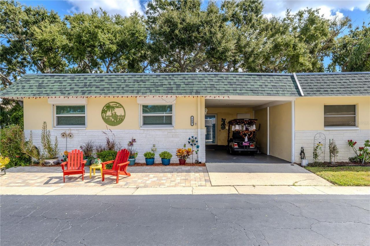 149 Sky Loch Drive E, Dunedin, FL 34698 Main Photo