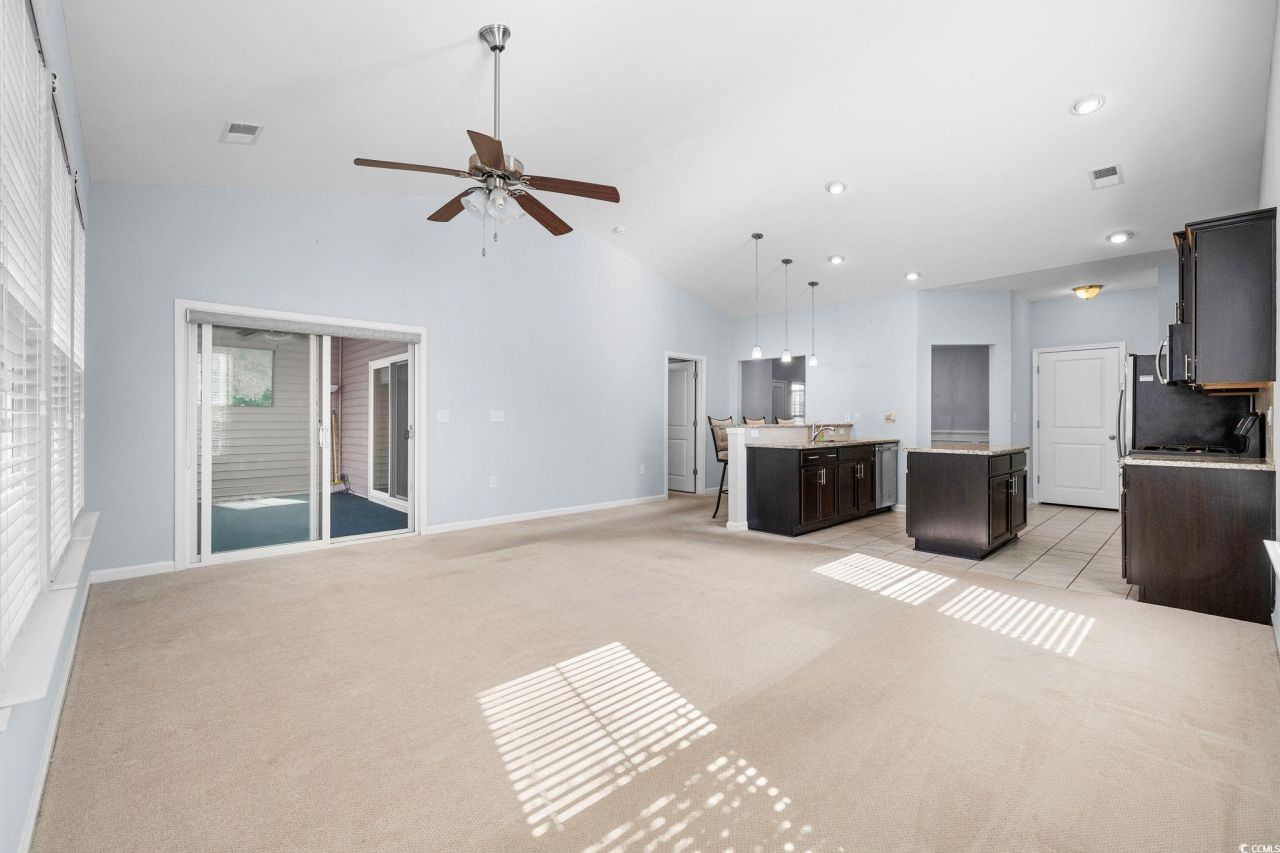 817 Arezzo Way Photo 15