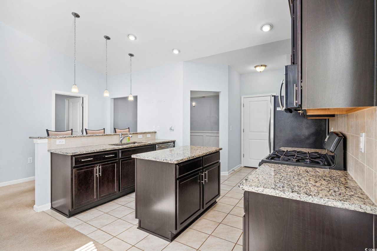 817 Arezzo Way Photo 17