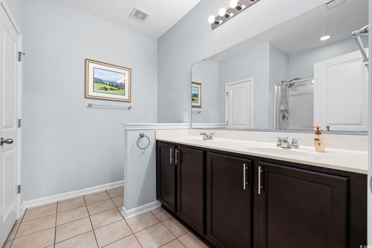 817 Arezzo Way Photo 24