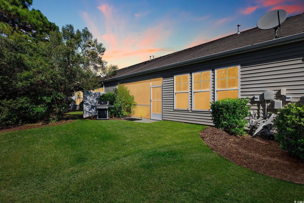 817 Arezzo Way Photo 35