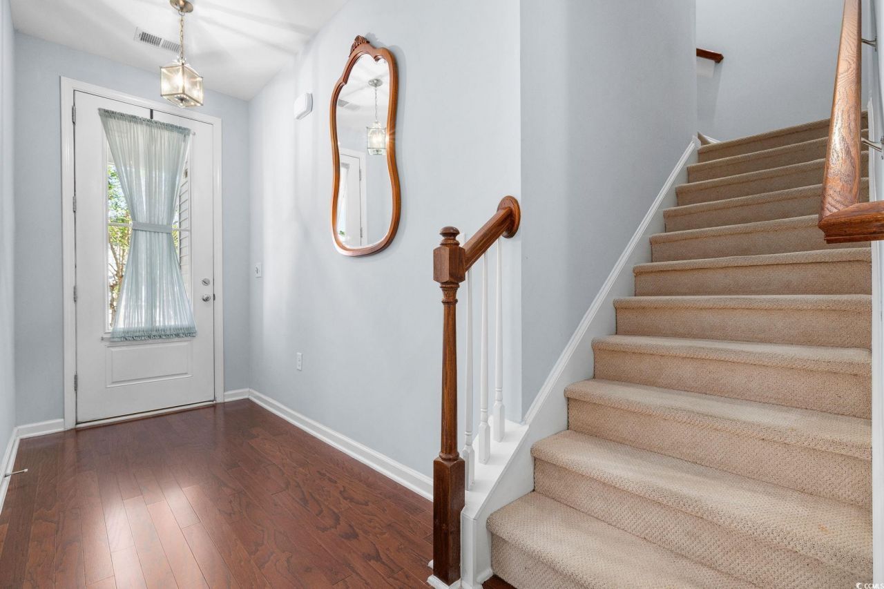 817 Arezzo Way Photo 5