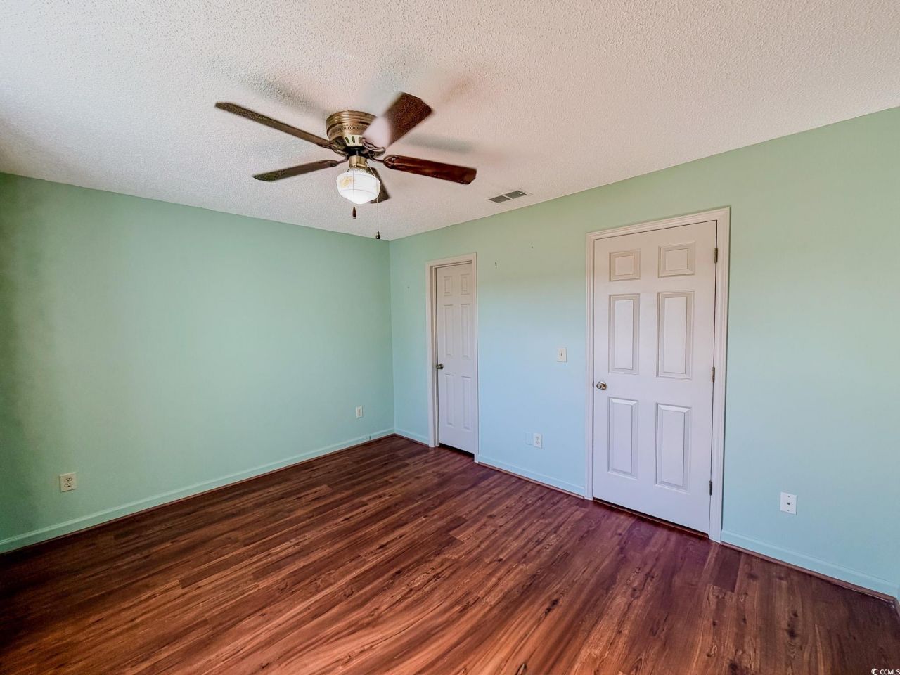 502 Gleneagles Dr. Photo 13