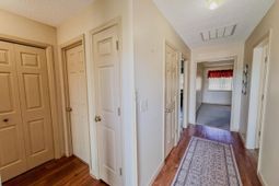 502 Gleneagles Dr. photo 4