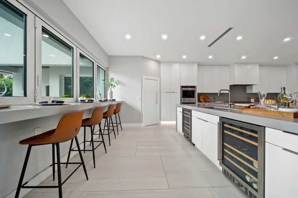 6879 SE South Marina Way, Stuart, FL 34996 Photo