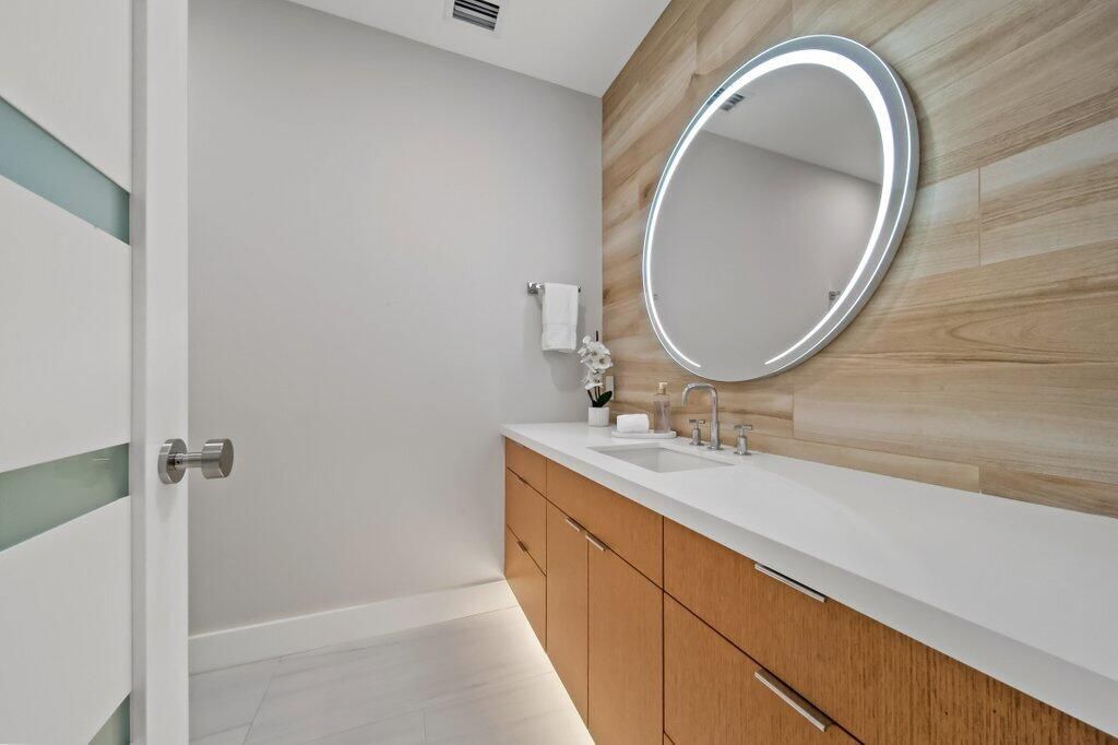 6879 SE South Marina Way, Stuart, FL 34996 Photo