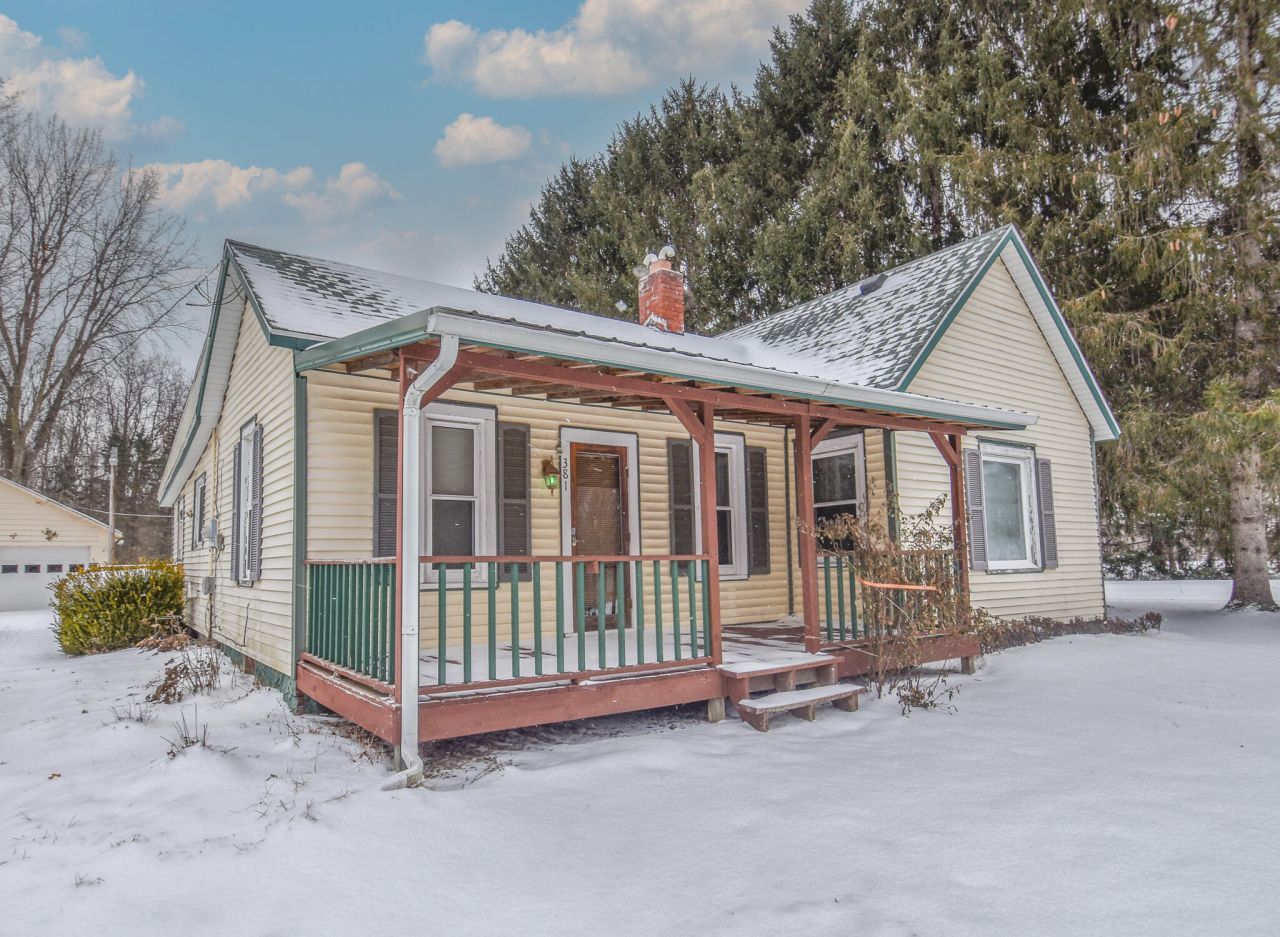 381 E Leroy Street, Burlington, MI 49029 Main Photo