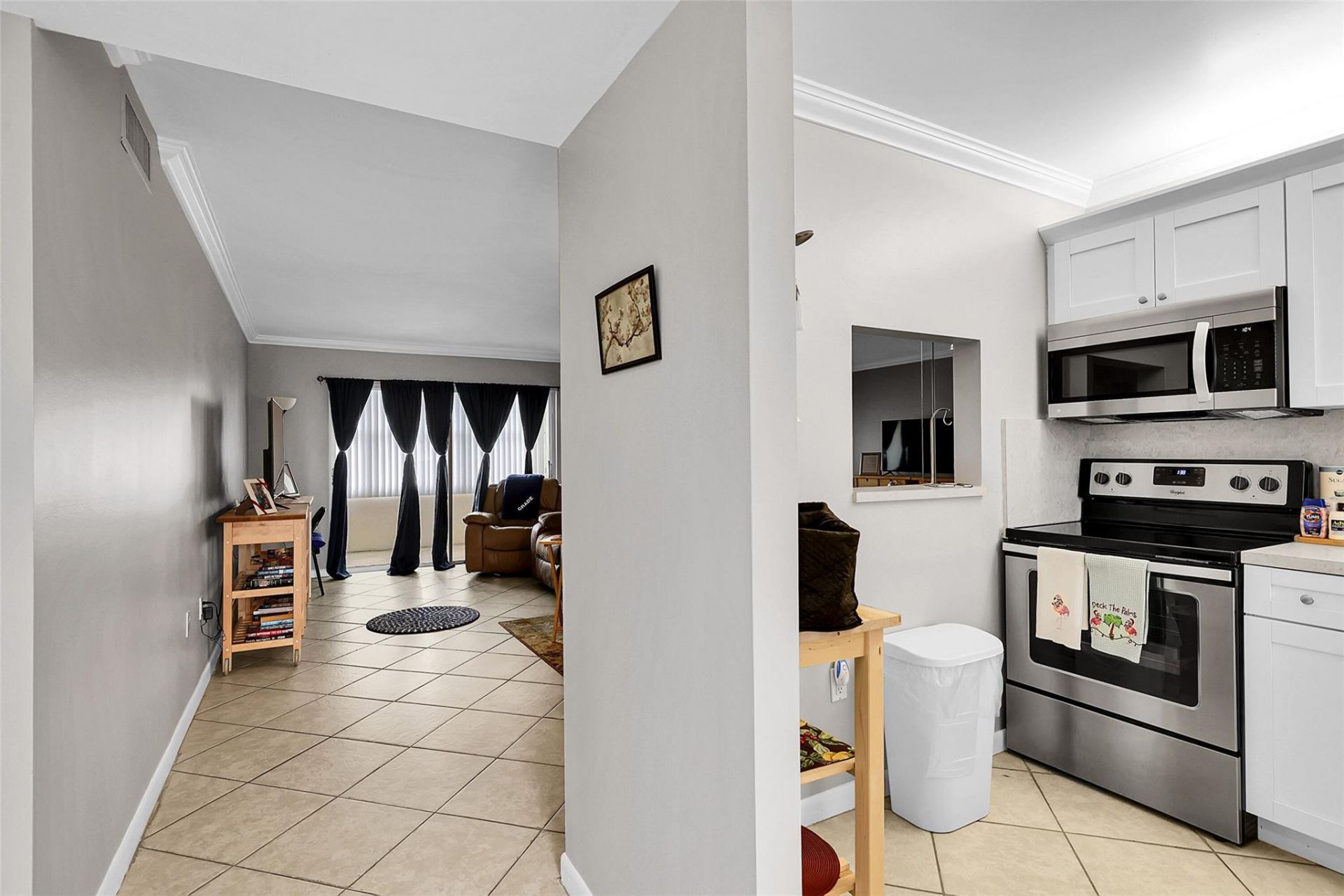 8861 Sunrise Lakes Boulevard, Unit 305, Sunrise, FL 33322 Photo