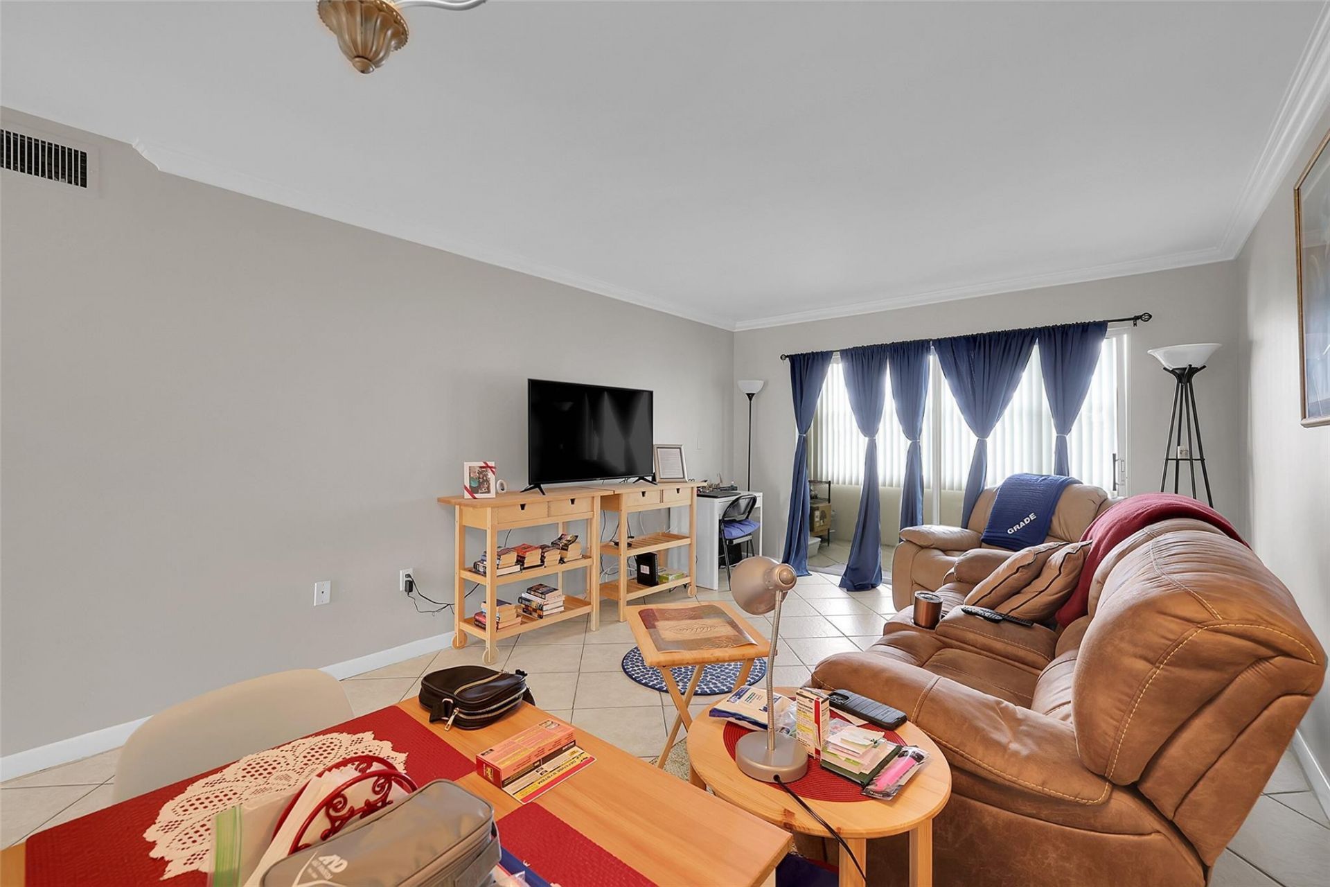 8861 Sunrise Lakes Boulevard, Unit 305, Sunrise, FL 33322 Photo