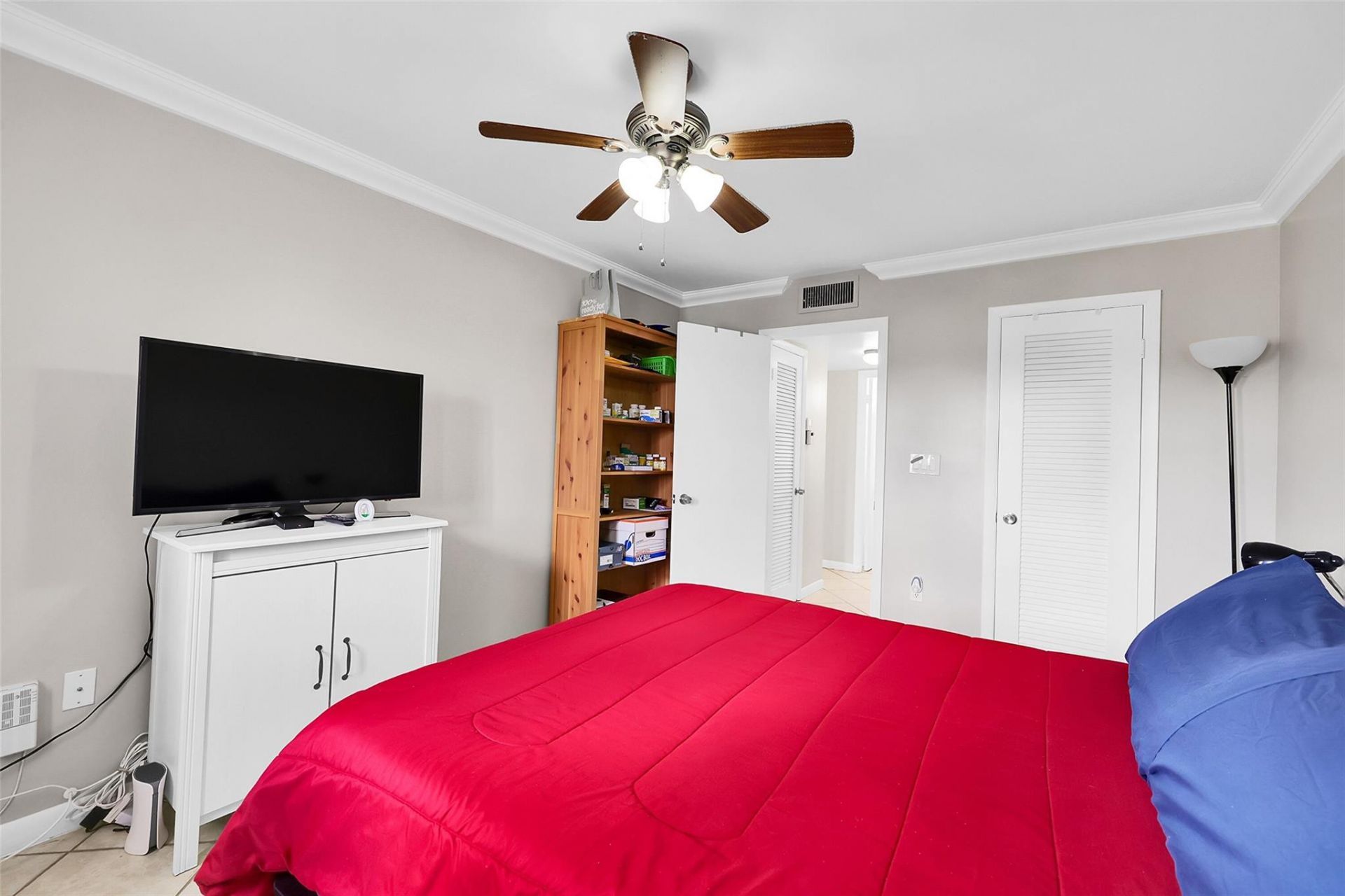 8861 Sunrise Lakes Boulevard, Unit 305, Sunrise, FL 33322 Photo