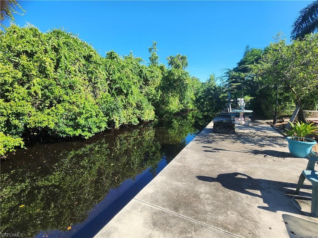 1370 Harbor View Dr, North Fort Myers, FL 33917 Photo