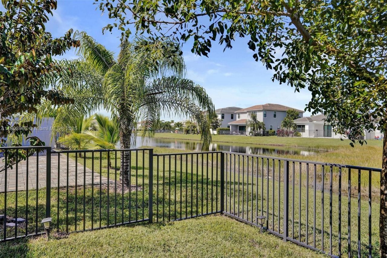 7378 Stella Ln, Lake Worth, FL 33463 Photo
