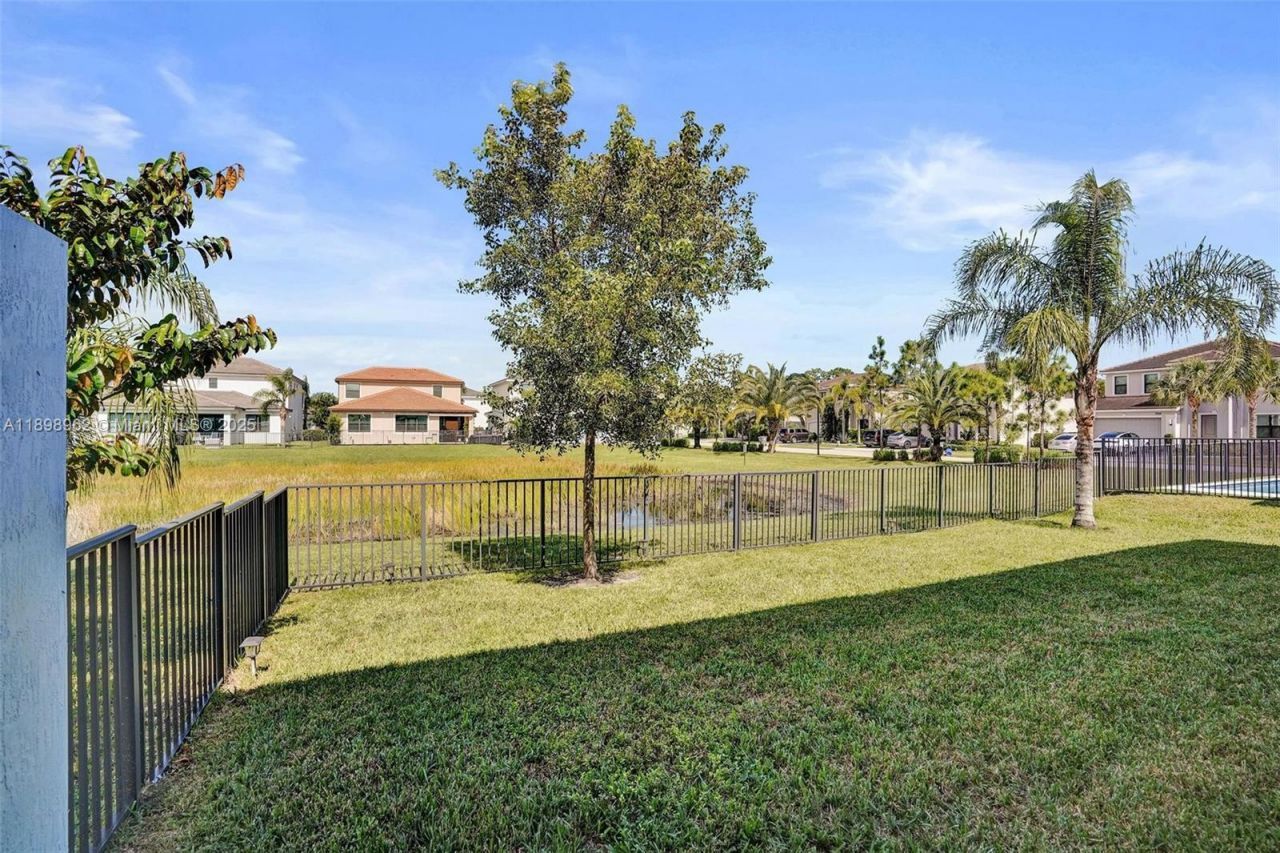 7378 Stella Ln, Lake Worth, FL 33463 Photo