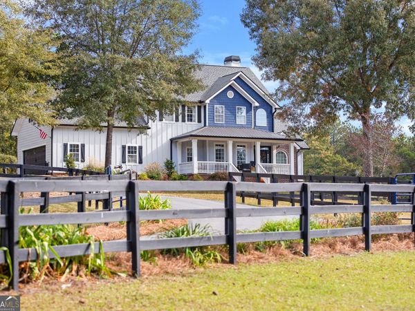 15 Foxboro Trail, Newnan, GA 30263