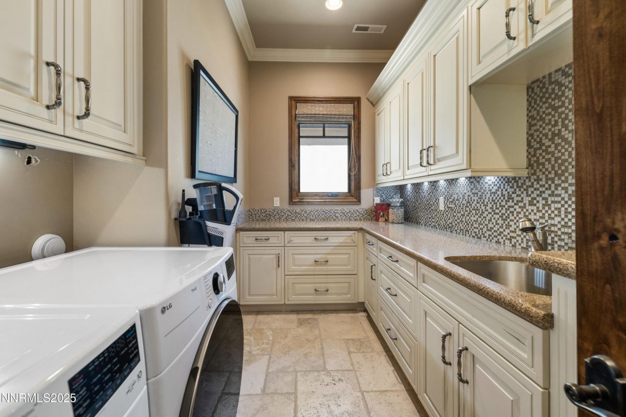 5775 Lausanne Drive, Reno, NV 89511 Photo