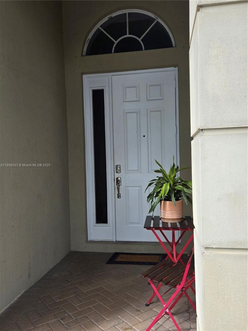 11141 NW 77th Ter, Doral, FL 33178 Photo