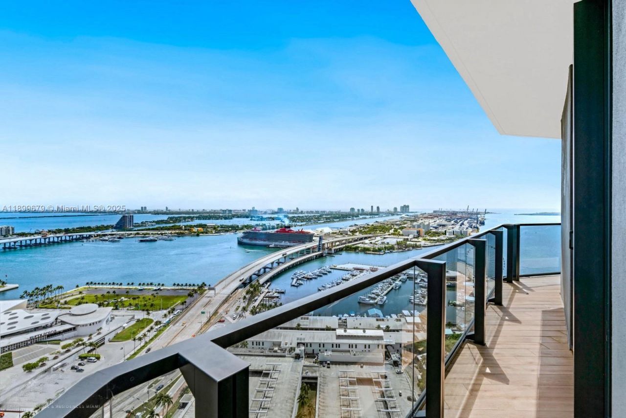398 NE 5th St, Unit 4409, Miami, FL 33132 Photo