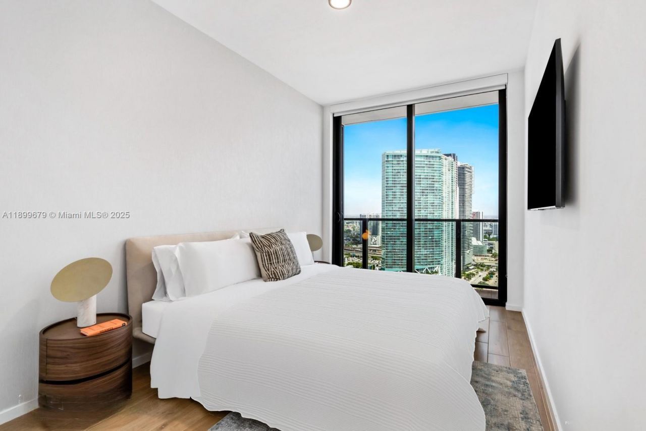 398 NE 5th St, Unit 4409, Miami, FL 33132 Photo