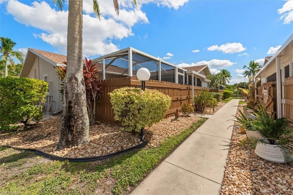 15630 Crystal Lake Dr, Unit 102, North Fort Myers, FL 33917 Photo