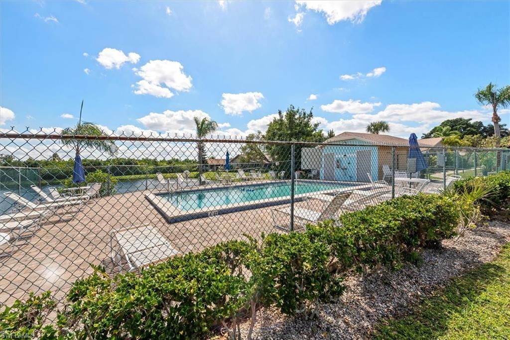 15630 Crystal Lake Dr, Unit 102, North Fort Myers, FL 33917 Photo