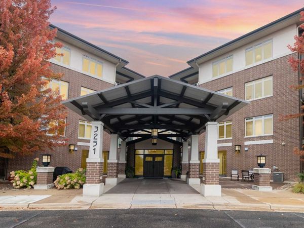 3251 Louisiana Avenue S, Unit 302, Saint Louis Park, MN 55426
