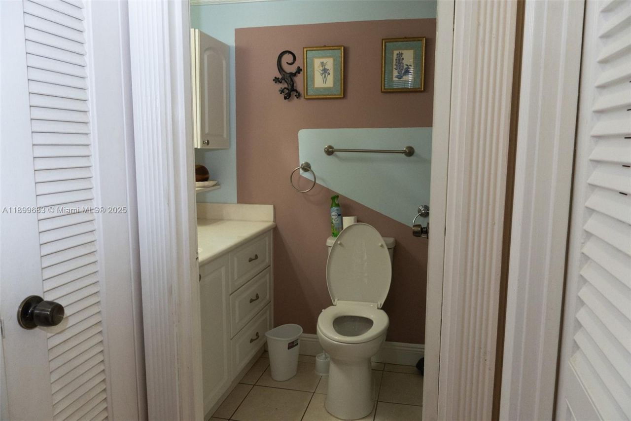 3725 S Ocean Dr, Unit 1021, Hollywood, FL 33019 Photo