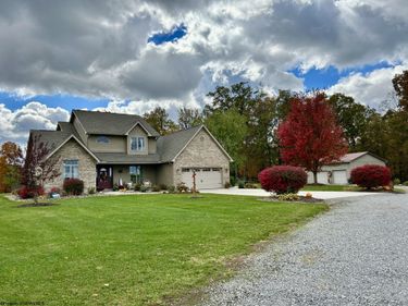 78 Moccasin Rocks Road, Bruceton Mills, WV 26525