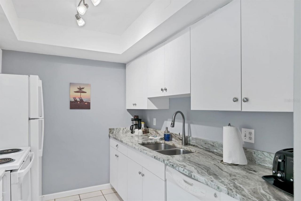 6703 Midnight Pass Road, Unit 208, Sarasota, FL 34242 Photo