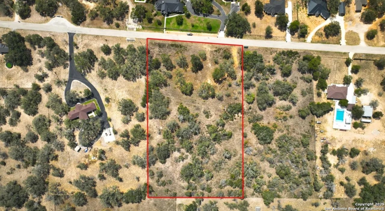 205 Trophy Lane, Poteet, TX 78065 Main Photo