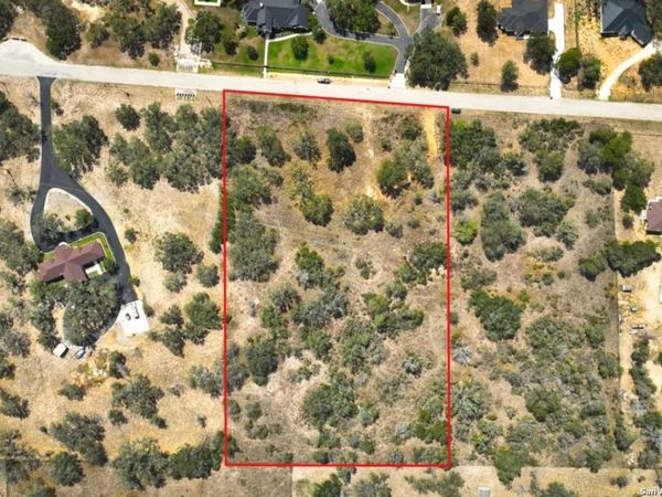 205 Trophy Lane, Poteet, TX 78065