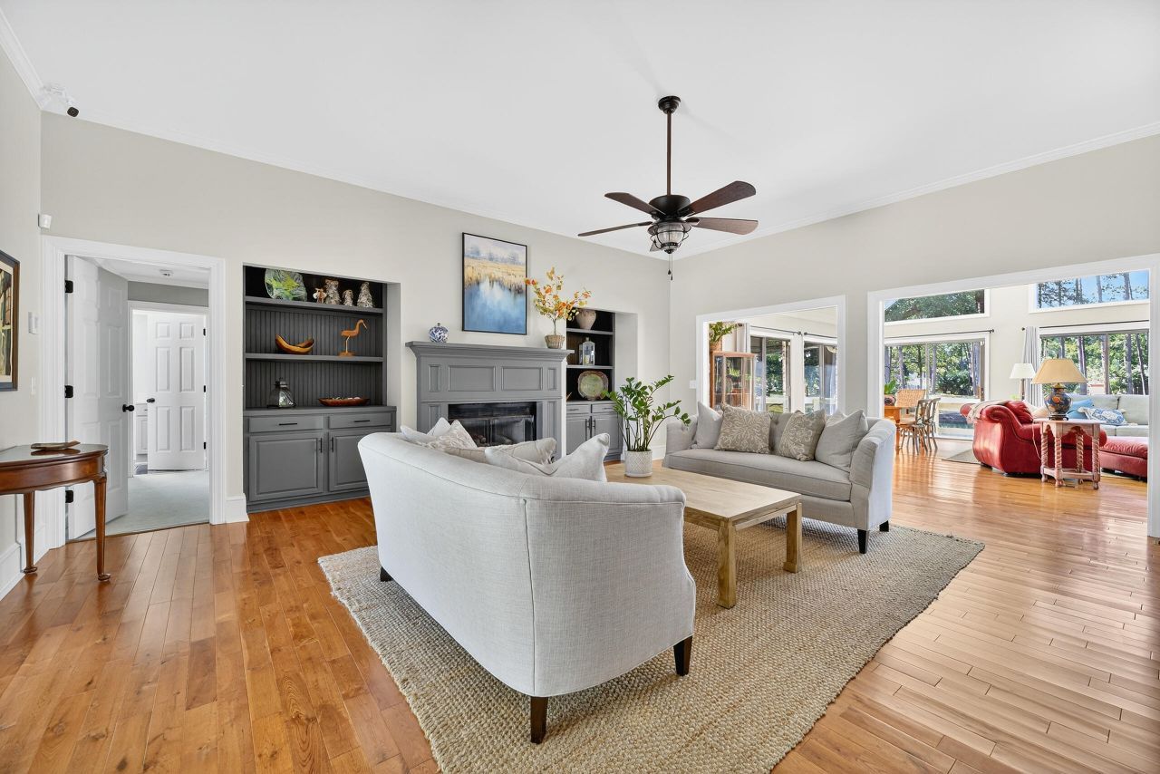 126 Wateree Drive Photo 11