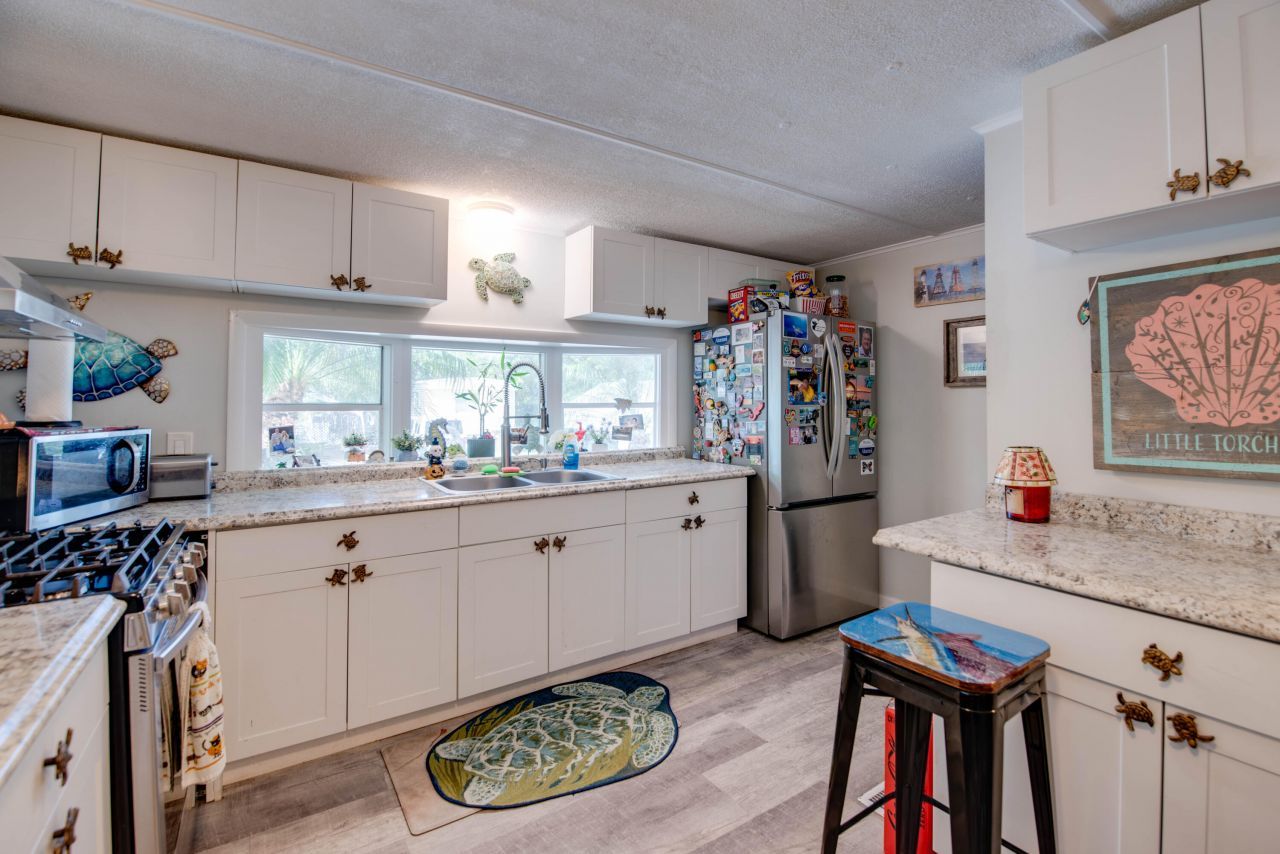 27940 Lobster Tail Trail, Little Torch Key, FL 33042 Photo