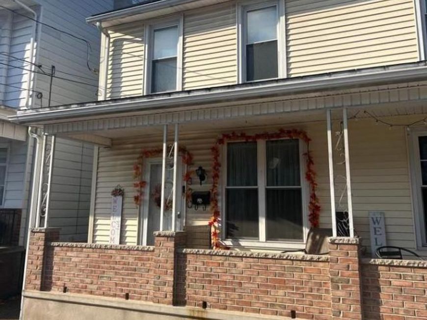 320 S Mill Street, Saint Clair, PA 17970 Main Photo