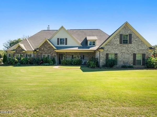 5000 Allen Road, Hernando, MS 38632