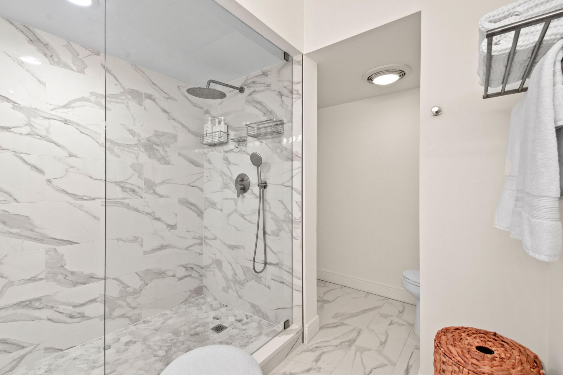 3322 Casseekey Island Road, Unit 302, Jupiter, FL 33477 Photo