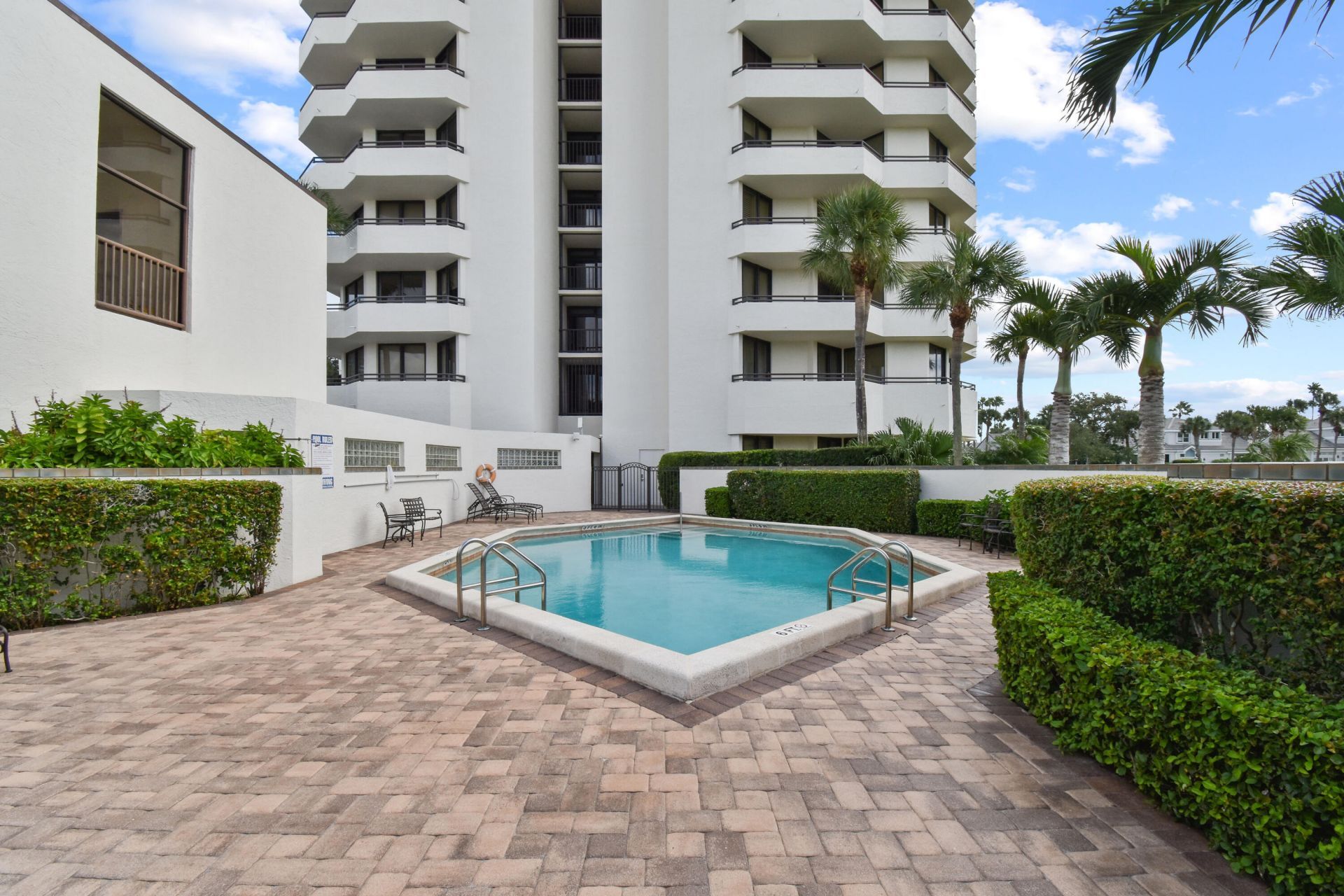3322 Casseekey Island Road, Unit 302, Jupiter, FL 33477 Photo