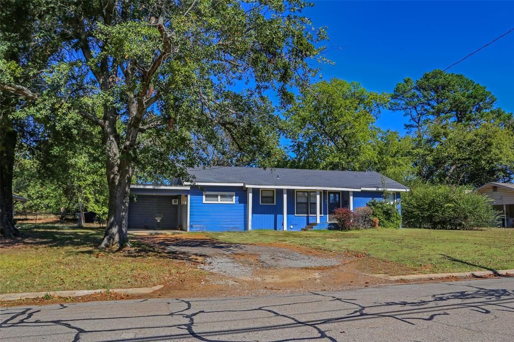 3103 E Houston Street, Paris, TX 75460 Main Photo