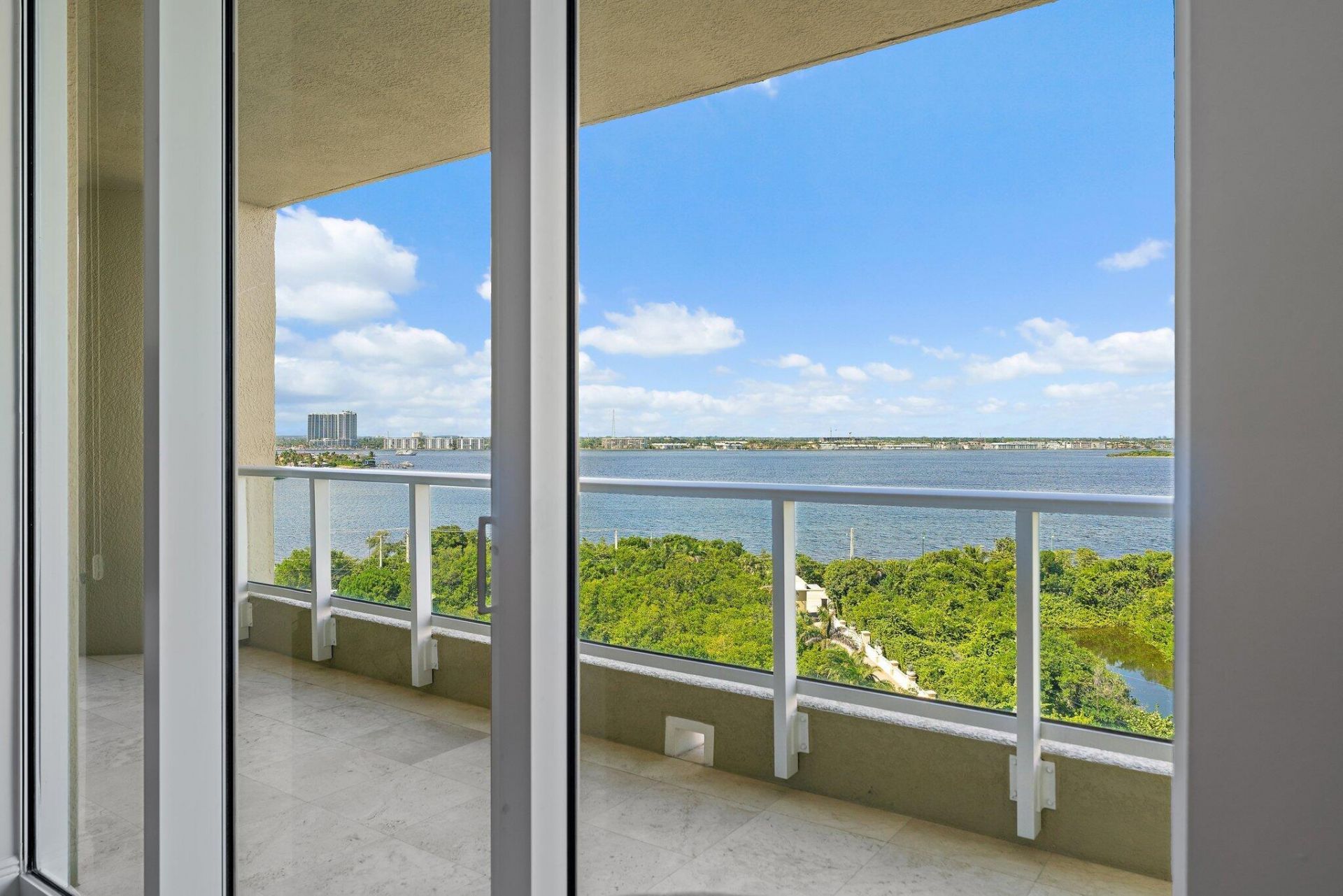 5050 N Ocean Drive, Unit 801, Singer Island, FL 33404 Photo