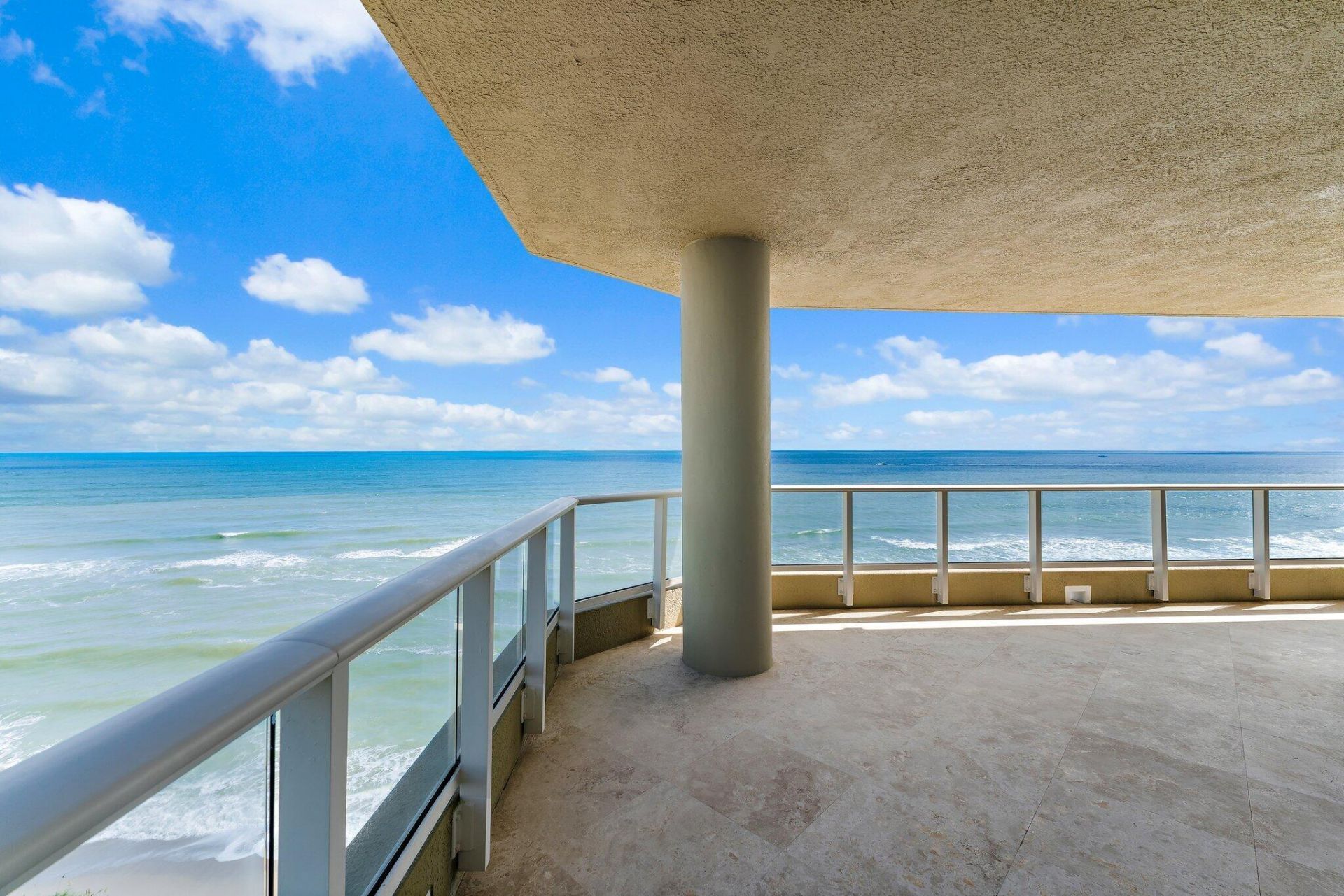 5050 N Ocean Drive, Unit 801, Singer Island, FL 33404 Photo