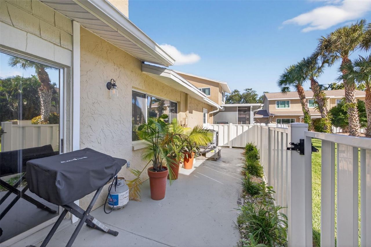 6525 Cape Sable Way Ne, Unit 2, Saint Petersburg, FL 33702 Photo