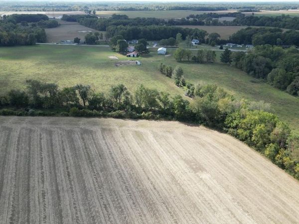 3961 S State Road 104 Road, LaPorte, IN 46350