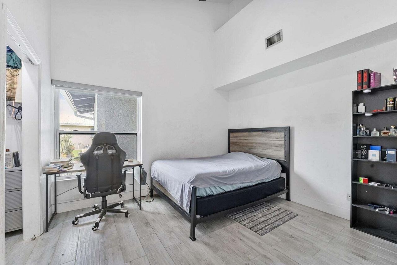 6031 NW 4th Avenue, Boca Raton, FL 33487 Photo